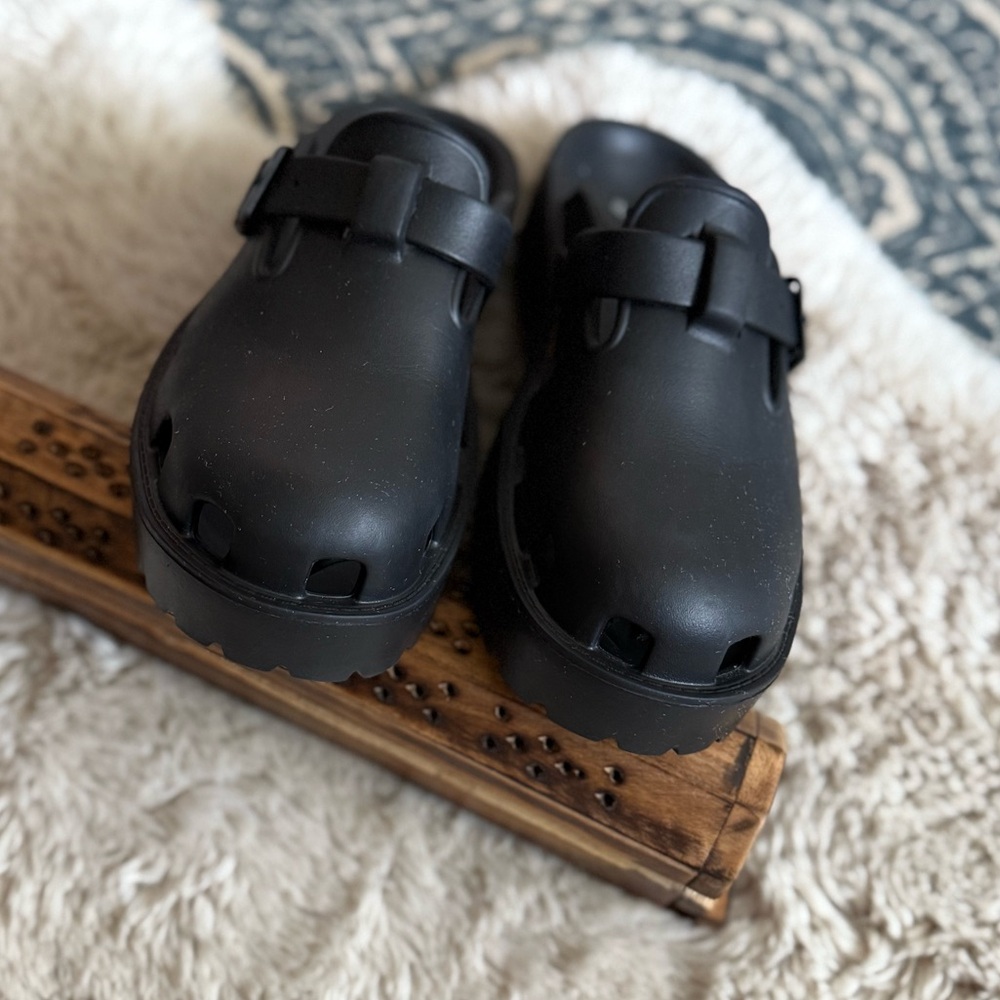 Free People Karlie Buckle Clog, Sz 9 - Picture 13 of 16